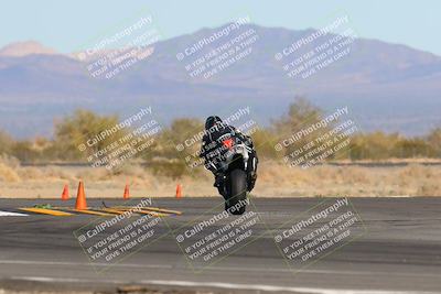 media/Jan-22-2023-CVMA (Sun) [[66d43cdebf]]/Race 11 Stock 1000 Shootout/